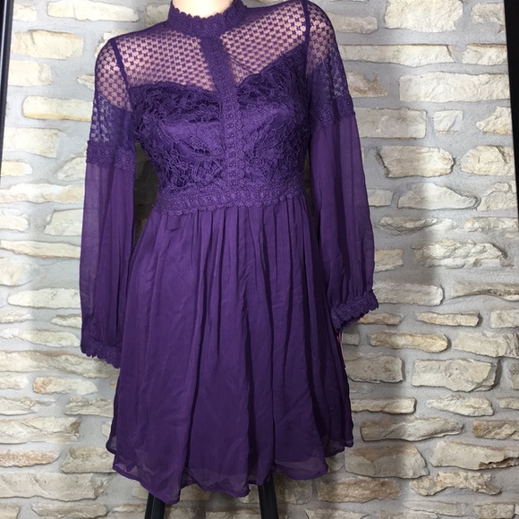 Xhilaration Dresses & Skirts - M Xhilaration Pretty High Neck Lace Purple Dress